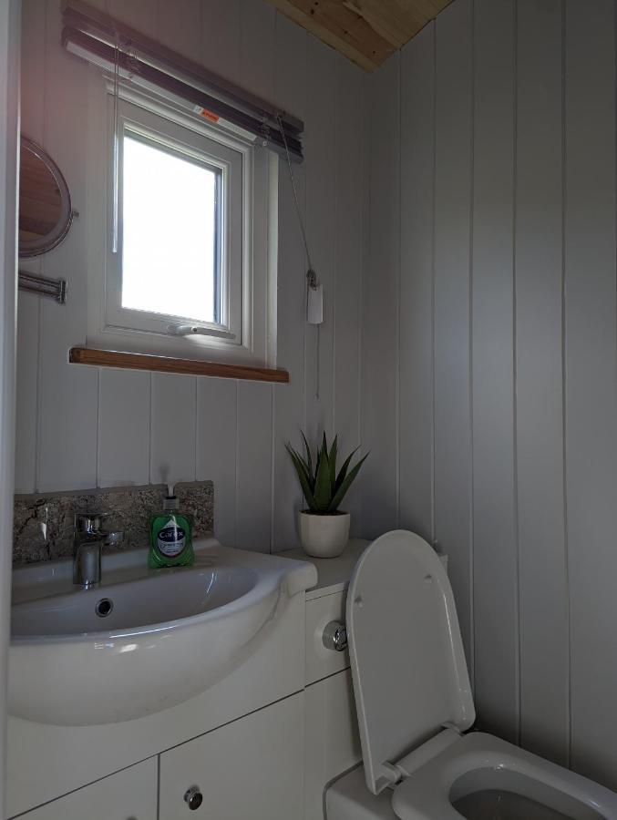 Bespoke Luxury Huts With Hot Tubs. Located In The Black Mountains. Llanveynoe Buitenkant foto